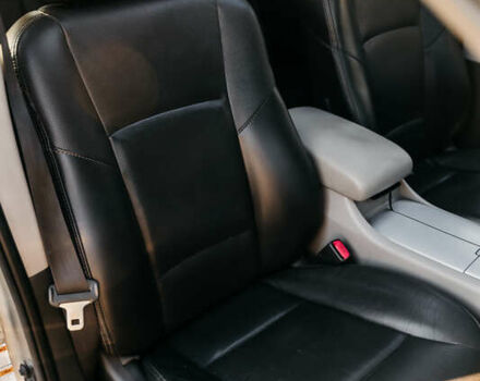 Сірий Субару Трібека, об'ємом двигуна 3 л та пробігом 122 тис. км за 8700 $, фото 40 на Automoto.ua