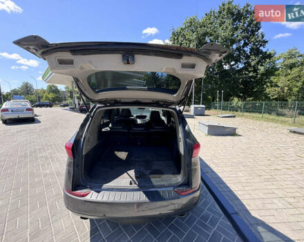 Серый Субару Трибека, объемом двигателя 3 л и пробегом 342 тыс. км за 4200 $, фото 10 на Automoto.ua