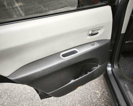 Серый Субару Трибека, объемом двигателя 3.6 л и пробегом 257 тыс. км за 8500 $, фото 7 на Automoto.ua