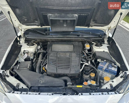 Белый Субару ВРХ, объемом двигателя 2 л и пробегом 146 тыс. км за 12999 $, фото 13 на Automoto.ua