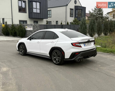 Белый Субару ВРХ, объемом двигателя 2.39 л и пробегом 59 тыс. км за 25000 $, фото 4 на Automoto.ua