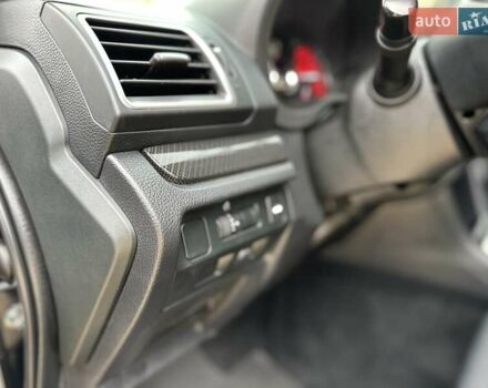 Чорний Субару ВРХ, об'ємом двигуна 2 л та пробігом 69 тис. км за 15800 $, фото 48 на Automoto.ua