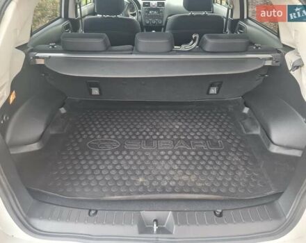 Белый Субару ХВ, объемом двигателя 1.6 л и пробегом 174 тыс. км за 11500 $, фото 2 на Automoto.ua