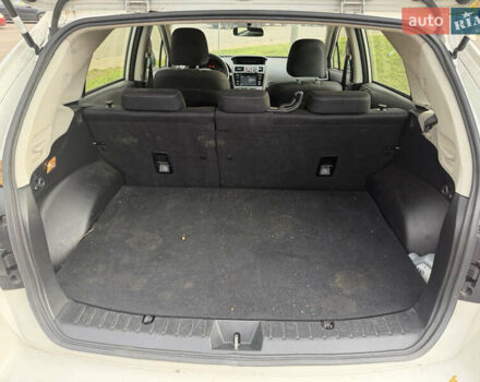 Білий Субару ХВ, об'ємом двигуна 1.6 л та пробігом 174 тис. км за 9500 $, фото 31 на Automoto.ua