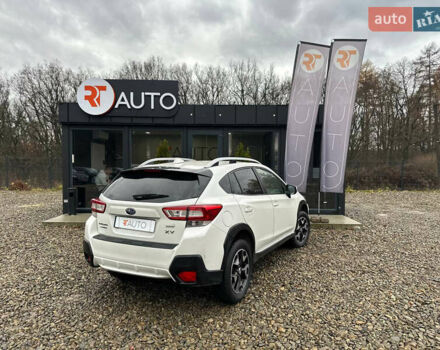 Білий Субару ХВ, об'ємом двигуна 2 л та пробігом 134 тис. км за 16500 $, фото 5 на Automoto.ua