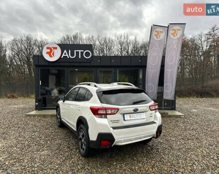 Білий Субару ХВ, об'ємом двигуна 2 л та пробігом 134 тис. км за 16500 $, фото 2 на Automoto.ua