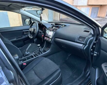 Сірий Субару ХВ, об'ємом двигуна 2 л та пробігом 131 тис. км за 10000 $, фото 6 на Automoto.ua