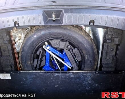 Сірий Субару ХВ, об'ємом двигуна 2 л та пробігом 64 тис. км за 12800 $, фото 4 на Automoto.ua