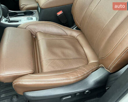 Білий Субару Ascent, об'ємом двигуна 2.38 л та пробігом 46 тис. км за 23700 $, фото 10 на Automoto.ua