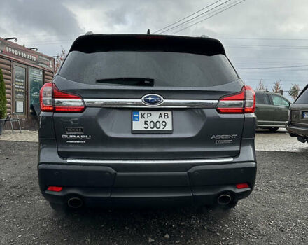 Серый Субару Ascent, объемом двигателя 2.4 л и пробегом 117 тыс. км за 26900 $, фото 5 на Automoto.ua