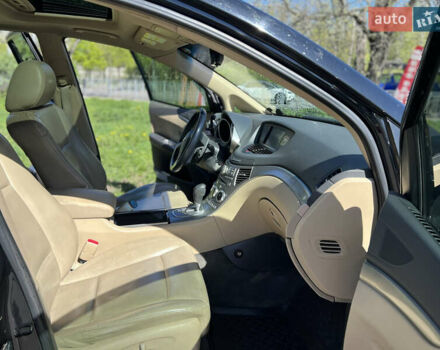 Чорний Субару B9 Tribeca, об'ємом двигуна 3 л та пробігом 256 тис. км за 6000 $, фото 4 на Automoto.ua