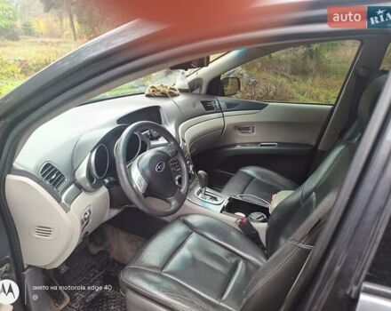 Серый Субару B9 Tribeca, объемом двигателя 3 л и пробегом 240 тыс. км за 6700 $, фото 2 на Automoto.ua