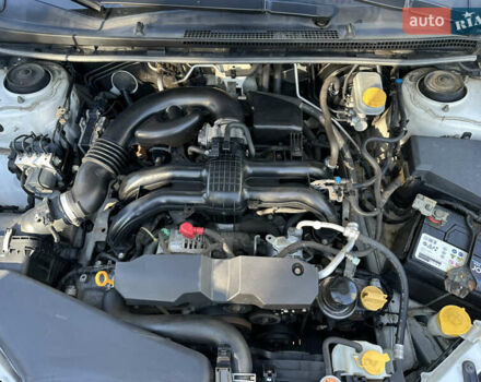 Білий Субару Crosstrek, об'ємом двигуна 2 л та пробігом 210 тис. км за 12500 $, фото 6 на Automoto.ua