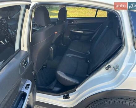 Белый Субару Crosstrek, объемом двигателя 2 л и пробегом 210 тыс. км за 12500 $, фото 14 на Automoto.ua