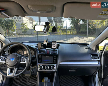 Білий Субару Crosstrek, об'ємом двигуна 2 л та пробігом 210 тис. км за 12500 $, фото 8 на Automoto.ua