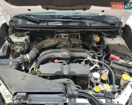 Белый Субару Crosstrek, объемом двигателя 2 л и пробегом 160 тыс. км за 2200 $, фото 10 на Automoto.ua