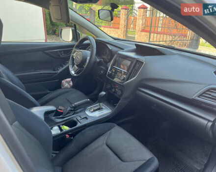 Белый Субару Crosstrek, объемом двигателя 2 л и пробегом 97 тыс. км за 13500 $, фото 6 на Automoto.ua