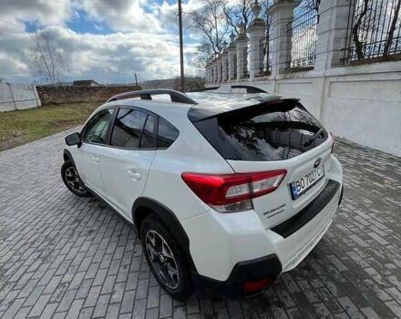 Белый Субару Crosstrek, объемом двигателя 2 л и пробегом 71 тыс. км за 14000 $, фото 3 на Automoto.ua