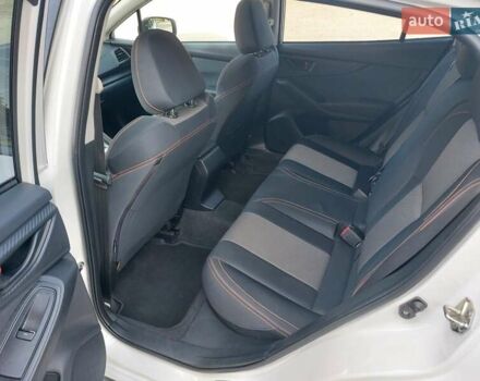 Білий Субару Crosstrek, об'ємом двигуна 2 л та пробігом 79 тис. км за 17500 $, фото 16 на Automoto.ua