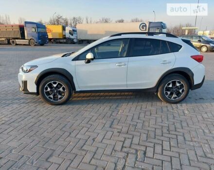 Белый Субару Crosstrek, объемом двигателя 2 л и пробегом 76 тыс. км за 20000 $, фото 5 на Automoto.ua