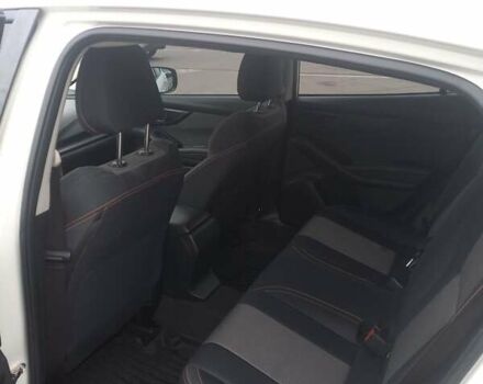 Белый Субару Crosstrek, объемом двигателя 2 л и пробегом 125 тыс. км за 17600 $, фото 10 на Automoto.ua