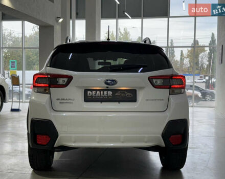 Белый Субару Crosstrek, объемом двигателя 2 л и пробегом 122 тыс. км за 15200 $, фото 3 на Automoto.ua