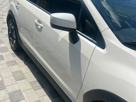 Белый Субару Crosstrek, объемом двигателя 2 л и пробегом 157 тыс. км за 10200 $, фото 1 на Automoto.ua