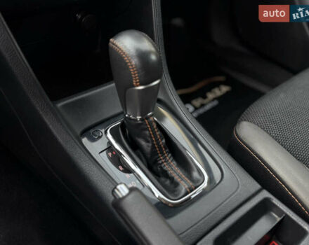 Черный Субару Crosstrek, объемом двигателя 2 л и пробегом 60 тыс. км за 16000 $, фото 46 на Automoto.ua