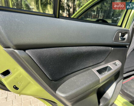 Зелений Субару Crosstrek, об'ємом двигуна 2 л та пробігом 185 тис. км за 12100 $, фото 13 на Automoto.ua
