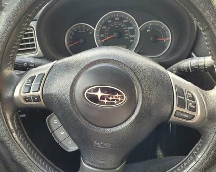 Серый Субару Impreza Outback, объемом двигателя 2.46 л и пробегом 235 тыс. км за 6250 $, фото 4 на Automoto.ua