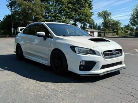 Белый Субару Impreza WRX, объемом двигателя 2.5 л и пробегом 96 тыс. км за 15000 $, фото 1 на Automoto.ua