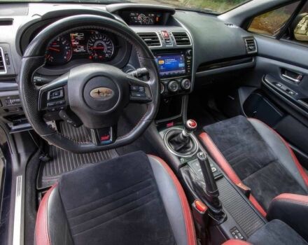 Черный Субару Impreza WRX, объемом двигателя 2.5 л и пробегом 56 тыс. км за 12000 $, фото 8 на Automoto.ua