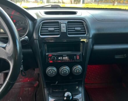 Сірий Субару Impreza WRX, об'ємом двигуна 1.5 л та пробігом 237 тис. км за 3750 $, фото 5 на Automoto.ua