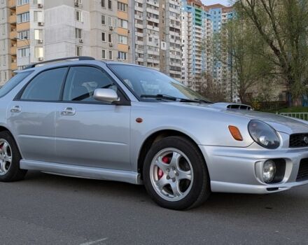 Серый Субару Impreza WRX, объемом двигателя 2 л и пробегом 222 тыс. км за 12000 $, фото 7 на Automoto.ua