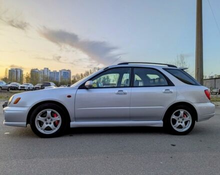 Серый Субару Impreza WRX, объемом двигателя 2 л и пробегом 222 тыс. км за 12000 $, фото 5 на Automoto.ua