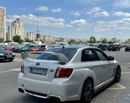 Субару Импреза ВРХ СТИ 2010 в Киеве на Automoto.ua Белый Субару Импреза ВРХ СТИ, объемом двигателя 2.46 л и пробегом 142 тыс. км за 16000 $, фото 1 на Automoto.ua