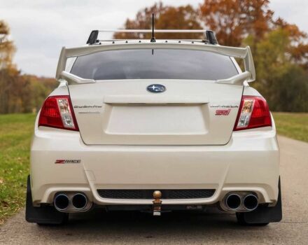 Білий Субару Імпреза ВРХ СТІ, об'ємом двигуна 2.5 л та пробігом 83 тис. км за 3100 $, фото 3 на Automoto.ua