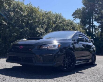 Черный Субару Импреза ВРХ СТИ, объемом двигателя 2.5 л и пробегом 76 тыс. км за 11300 $, фото 2 на Automoto.ua