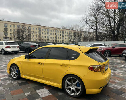Желтый Субару Импреза ВРХ СТИ, объемом двигателя 2 л и пробегом 118 тыс. км за 7000 $, фото 3 на Automoto.ua