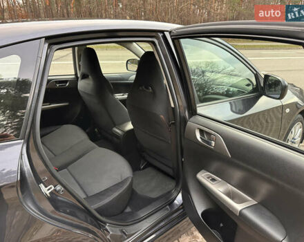 Серый Субару Импреза ВРХ СТИ, объемом двигателя 1.6 л и пробегом 50 тыс. км за 15000 $, фото 33 на Automoto.ua