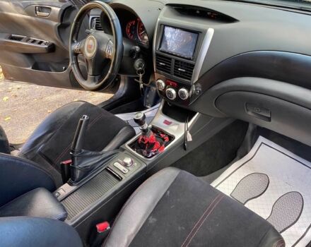 Серый Субару Импреза ВРХ СТИ, объемом двигателя 2.5 л и пробегом 83 тыс. км за 12700 $, фото 6 на Automoto.ua