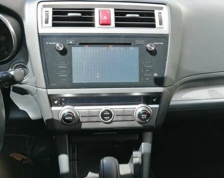 Бежевый Субару Legacy Outback, объемом двигателя 2 л и пробегом 288 тыс. км за 13300 $, фото 15 на Automoto.ua