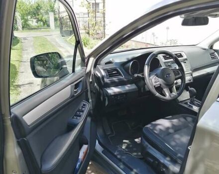 Бежевый Субару Legacy Outback, объемом двигателя 2 л и пробегом 288 тыс. км за 13300 $, фото 10 на Automoto.ua