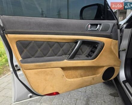 Серый Субару Legacy Outback, объемом двигателя 3 л и пробегом 247 тыс. км за 7800 $, фото 12 на Automoto.ua