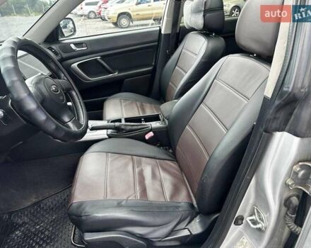 Серый Субару Legacy Outback, объемом двигателя 2.5 л и пробегом 261 тыс. км за 4680 $, фото 15 на Automoto.ua