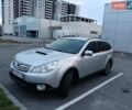 Сірий Субару Legacy Outback, об'ємом двигуна 2 л та пробігом 237 тис. км за 9900 $, фото 1 на Automoto.ua