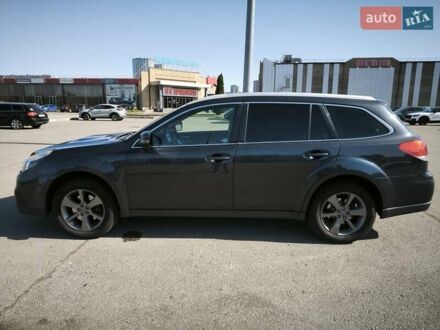 Сірий Субару Legacy Outback, об'ємом двигуна 2 л та пробігом 230 тис. км за 9500 $, фото 1 на Automoto.ua