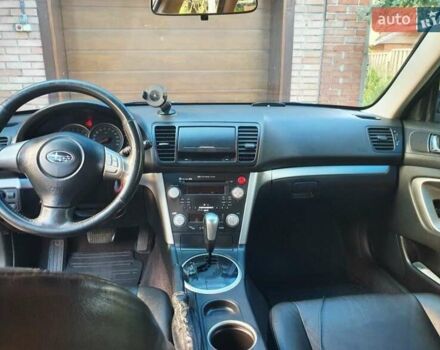 Синий Субару Legacy Outback, объемом двигателя 2.5 л и пробегом 327 тыс. км за 7000 $, фото 3 на Automoto.ua