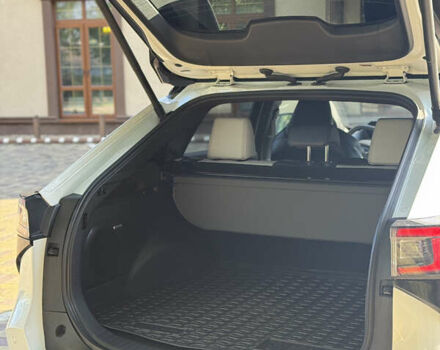 Білий Субару Solterra, об'ємом двигуна 0 л та пробігом 36 тис. км за 25200 $, фото 8 на Automoto.ua