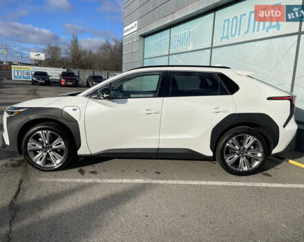 Білий Субару Solterra, об'ємом двигуна 0 л та пробігом 10 тис. км за 28200 $, фото 3 на Automoto.ua